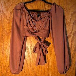 Windsor Crop tie top size small